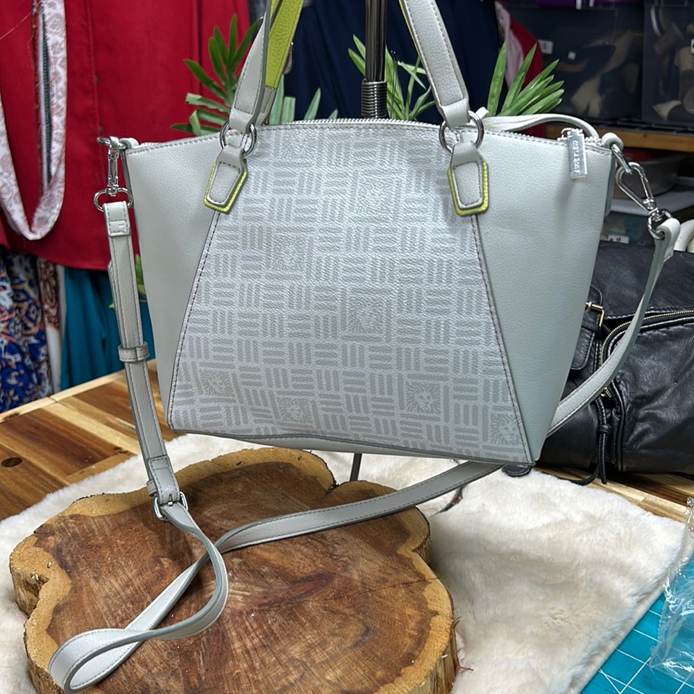 NWOT Anne Klein crossbody